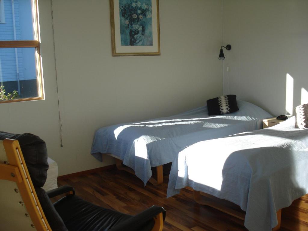 Guesthouse Pétursborg Akureyri Habitación foto